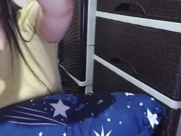 Candyshane  live sex cam