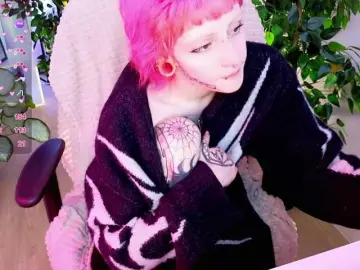 Karkadeshka  live sex cam