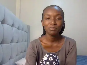 Missvee121  live sex cam