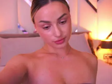 FloraGreys  live sex cam