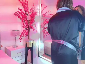 Lia-adams  live sex cam