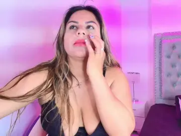 Lia-adams  live sex cam