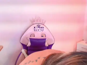 Lia-adams  live sex cam