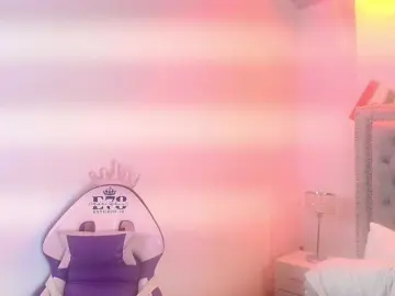 Lia-adams  live sex cam