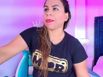 Lia-adams  live sex cam