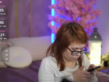 MelodyCharm  live sex cam