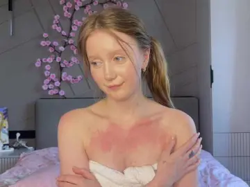MiraJuicyJune  live sex cam