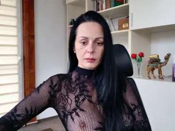 MiriamDelyn  live sex cam