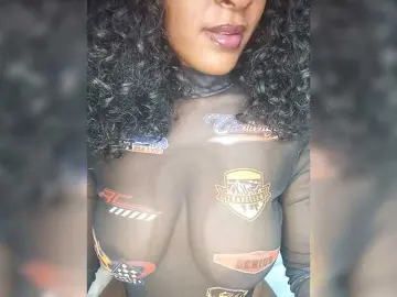 Sweet-Aura  live sex cam