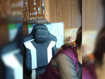 Vikeyna  live sex cam