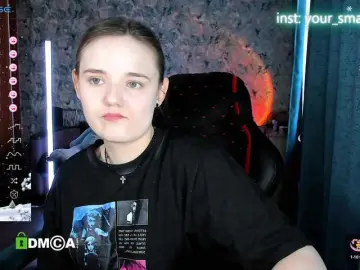 Your-small-bunny  live sex cam