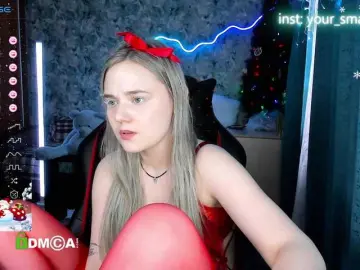 Your-small-bunny  live sex cam