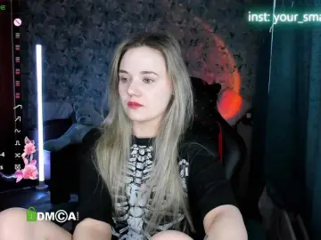 Your-small-bunny  live sex cam