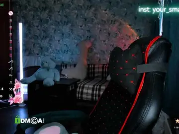 Your-small-bunny  live sex cam