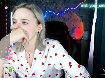 Your-small-bunny  live sex cam