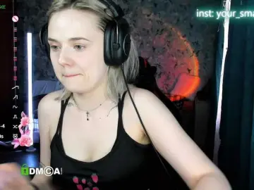 Your-small-bunny  live sex cam