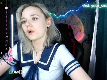 Your-small-bunny  live sex cam