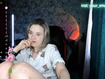 Your-small-bunny  live sex cam