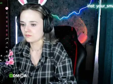 Your-small-bunny  live sex cam