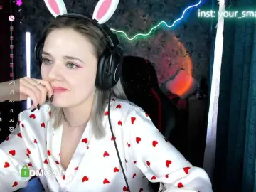 Your-small-bunny  live sex cam