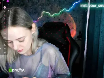 Your-small-bunny  live sex cam