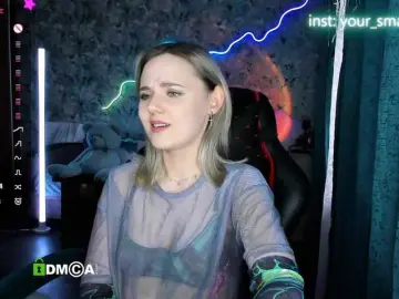 Your-small-bunny  live sex cam