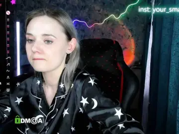 Your-small-bunny  live sex cam
