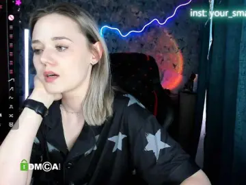 Your-small-bunny  live sex cam
