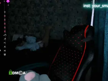 Your-small-bunny  live sex cam
