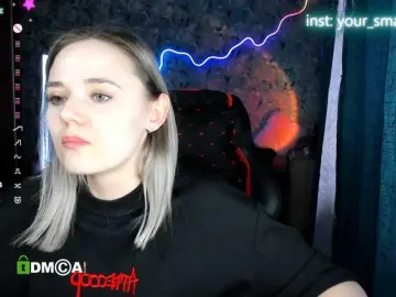 Your-small-bunny  live sex cam