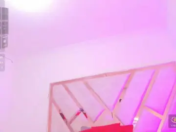MarianaaSantos  live sex cam
