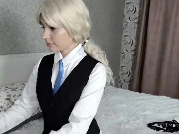 MillaLunaStiy  live sex cam