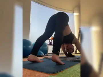 PadThai  live sex cam