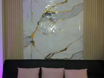 Siena-Tay  live sex cam