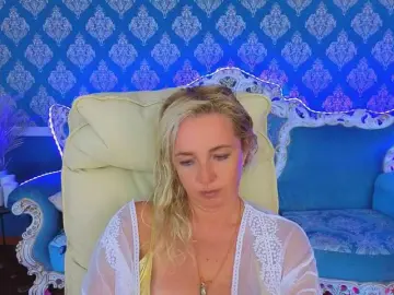 AlaskaSia  live sex cam