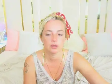 AlaskaSia  live sex cam