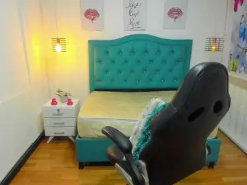 Daniela-skay  live sex cam