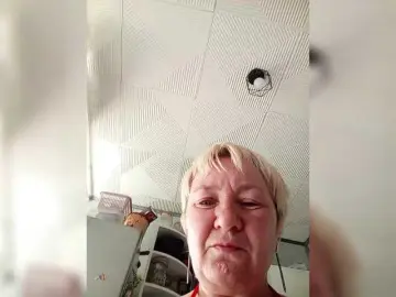 HelenaGloss  live sex cam