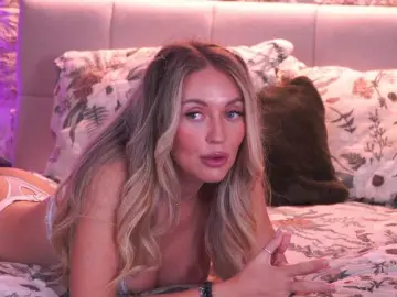 Joanneshyshy  live sex cam