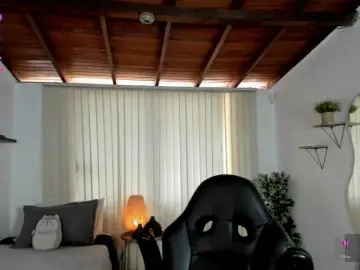 Min-Yuna  live sex cam