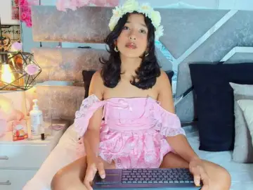 Realdoncella  live sex cam