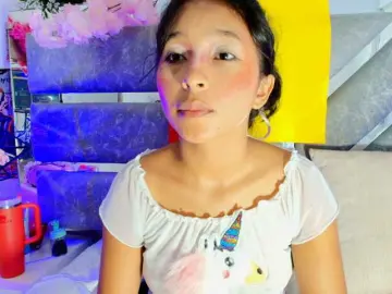 Realdoncella  live sex cam
