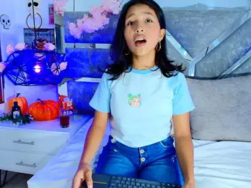 Realdoncella  live sex cam