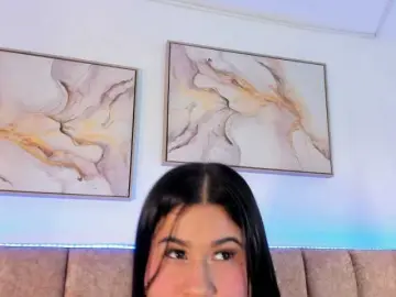 Miahkumar-  live sex cam