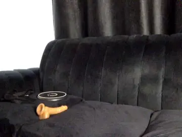 Amayaebony  live sex cam