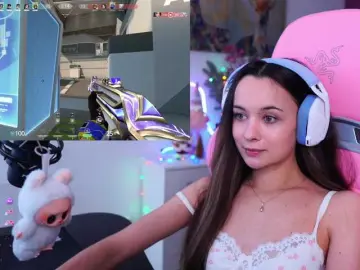 JuicyAngel  live sex cam