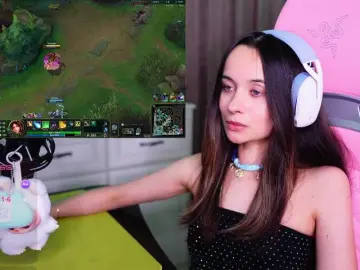 JuicyAngel  live sex cam