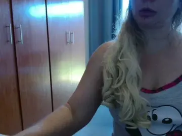 Jussara-Milf  live sex cam