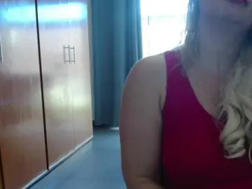 Jussara-Milf  live sex cam