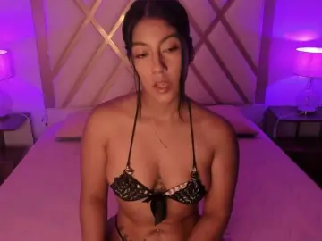LiizJones  live sex cam